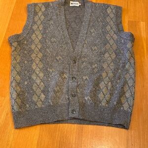 MEGALOS Vintage Gray Argyle Knit Vest Men’s Size XLT Cozy Eclectic Grandpa 90’s